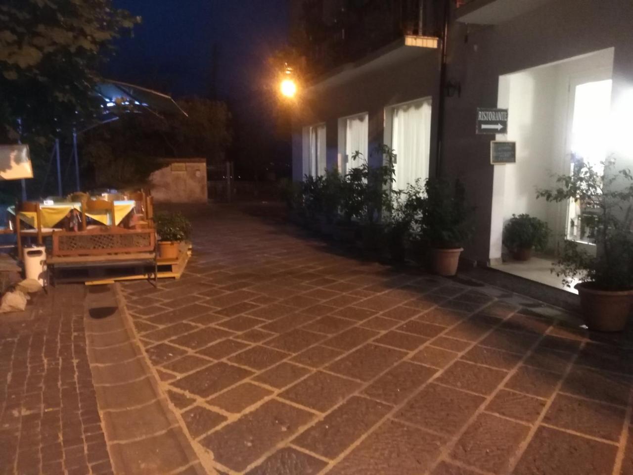Hotel La Congiura Dei Baroni Teggiano Exteriér fotografie